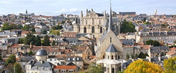 Un séminaire à Poitiers, la ville aux 100 clochers - 1